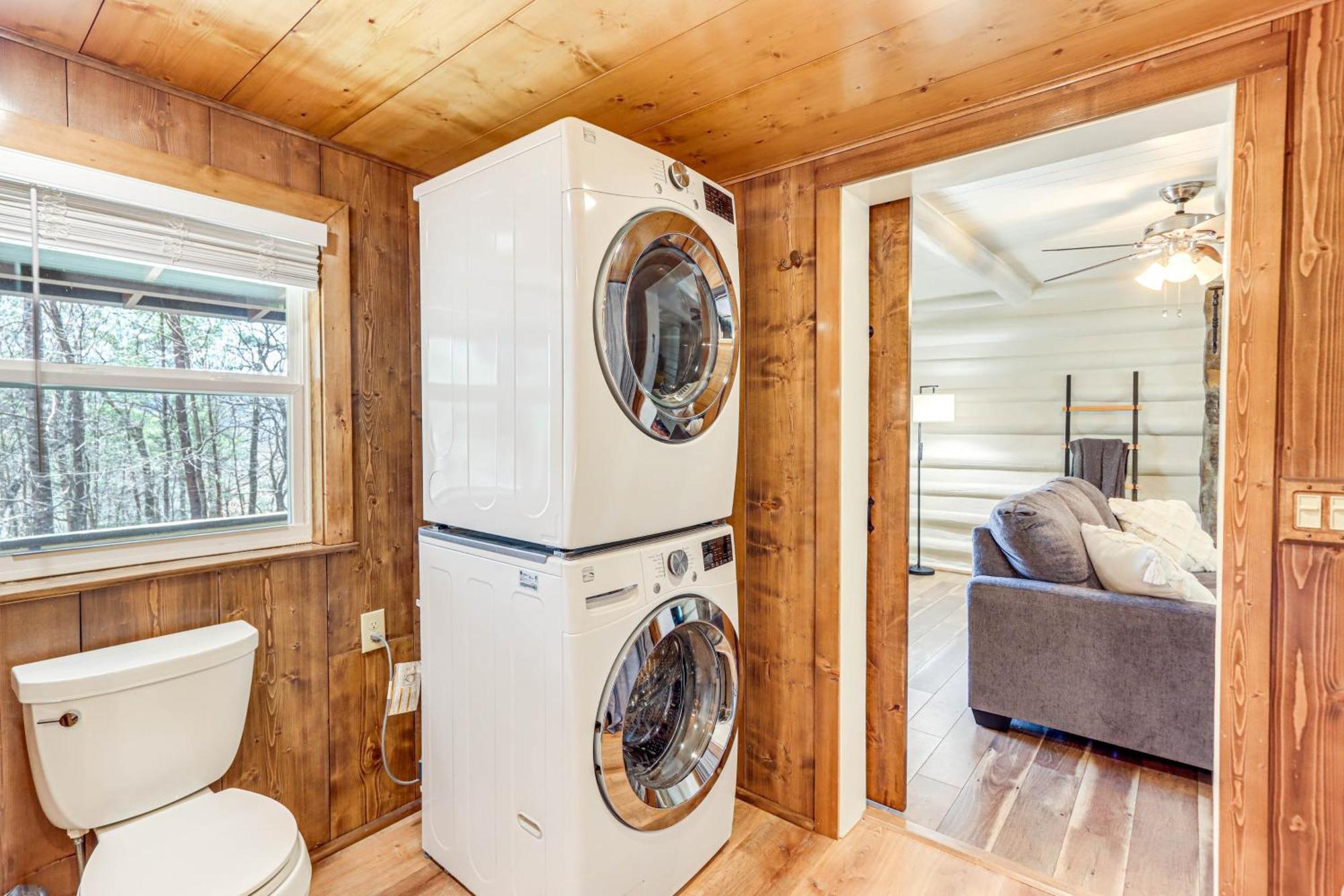 Dog-Friendly Hiawassee Cabin With Decks And Fire Pit! Εξωτερικό φωτογραφία